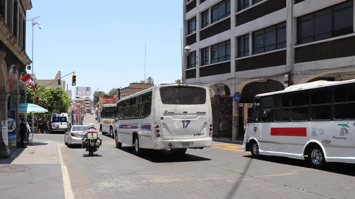 ruta 17-sobre-calle-Galeana-archivo